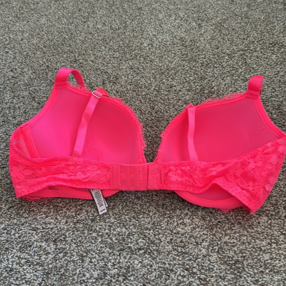 Victorias Secret Dream Angels Push-Up Bra, Hot Pink 36D - Picture 5 of 7